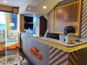 Enrich Hotel Puncak Alam by uBook - Rezeption