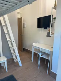 GARDEN HOUSE Madrid - Chambre