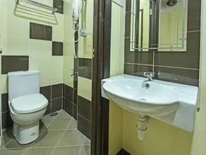 Sera Sentosa Inn - Badezimmer