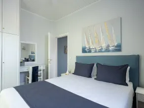 Elena Seafront Luxury Apartments - Chambre