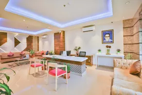 HOTEL CRYSTAL CROWN - Reception