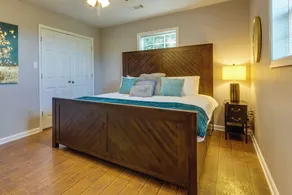 Searcy Vacation Rental w/ Deck & Water Views! - Interiør