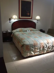 Hotel Ramada - Room