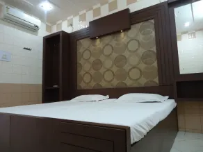 Hotel Sheela, 100m from Taj Mahal - Room