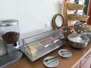 Ageri Hotel - Restaurant