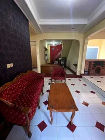 Hotel O Pahlawan Udyana Syariah - Rezeption
