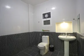 Zaki Hotel Apartment - Bathroom