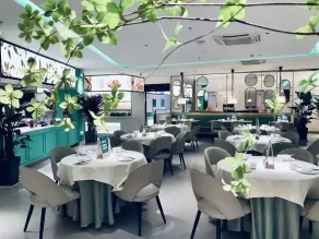 Calvin Hotel - Restaurante