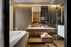 Hotel Resonance Taipei, Tapestry Collection by Hilton - Bathroom