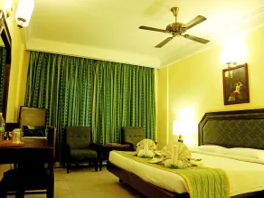 Anandha Inn Convention Centre and Suites - Room