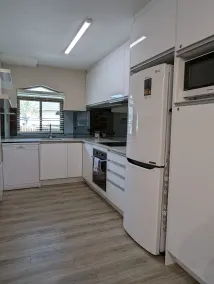 Byron Bay Beachfront Holiday Apartments - Private kitchen