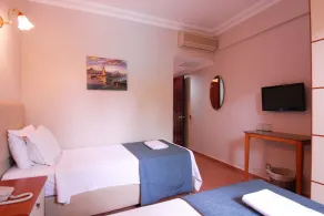 Villa Danlin Hotel - Room