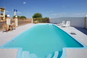 Baymont by Wyndham Terrell - Piscine