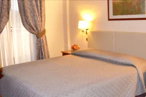 Hotel Airone - Ombrellone incluso al bagno Dolce Vita a Marina dal 1 giugno al 28 settembre - Vue de la chambre
