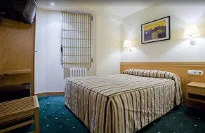 Hotel Zaragoza Plaza - Chambre