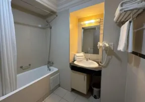 GRAND HOTEL TAZi - Salle de bain