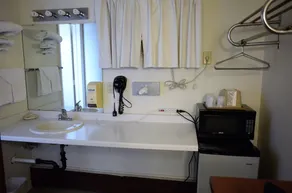 Budget Host Inn Iron Mountain - Zimmer