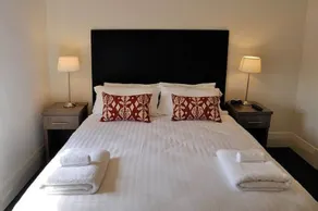 Norfolk Hotel - Room