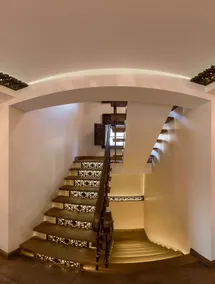 Argo Trakai - Interior entrance