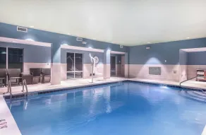 Holiday Inn Express & Suites - La Grange by IHG - Pool