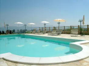 Poggio Desto Bed & Breakfast - Piscina