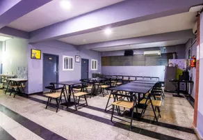 Housr Q City Hyderabad Near US Consulate - Restaurante