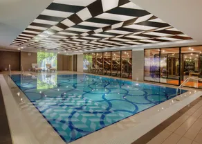 DoubleTree by Hilton Istanbul Avcilar - Pool