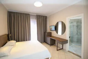 Regina Garden Vlore - Room