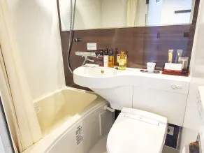 HOTEL LiVEMAX Yokohama Stadium Mae - Badrum