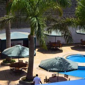 Conrad Hotel - Kitengela - Pool