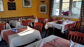 Logis Hôtel Restaurant du Cygne - Restaurante