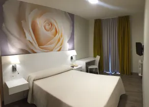 Hotel Santome - Værelse