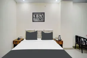 Collection O Rajeev Nagar Near Atal Path Formerly Vinayaka - Chambre