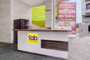 FabHotel Vaishnav Bairagi - Réception