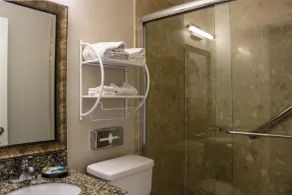 Orange Tustin Inn in Orange - Salle de bain