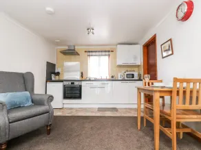 Coach House Cottage - Private kitchen