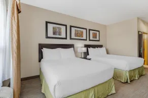 Best Western Wainwright Inn & Suites - Room