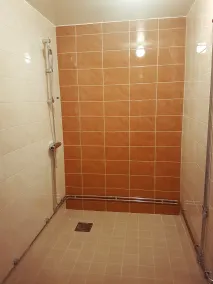 Patrician Hotel - Bathroom