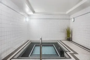 Super 8 by Wyndham Winnipeg West - Pool
