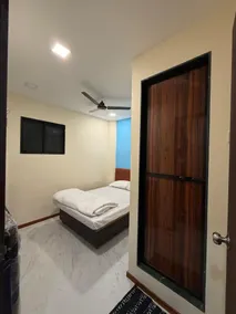 Hotel Marine Line Near Marine Drive & Cricket Stadium, South Mumbai - Room