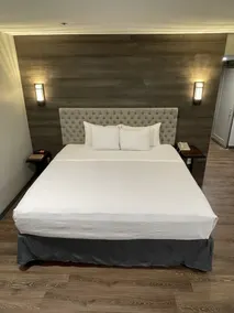 Chateau Hotel and Conference Center - Chambre