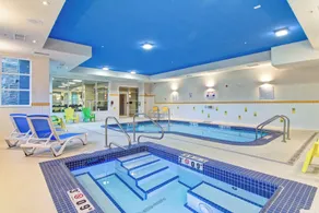 Fairfield Inn & Suites by Marriott Kamloops - Piscine
