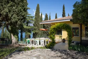 Residence Gardasee Apartments with Lake View - Reception