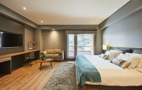 Nico Apartasuites - Room