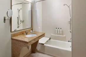 Fairfield Inn & Suites Warner Robins - Salle de bain