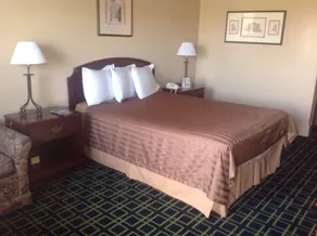 Hilltop Inn Pittsburgh - Room