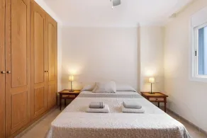 Maison de vacances \"Las Brisas Playa San Juan\" avec vue sur la mer, terrasse partagée et Wi-Fi - Chambre