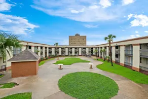 Suburban Studios Harvey - New Orleans - Piscine