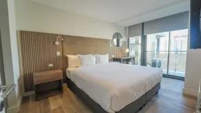 Spot Suites - Room