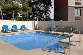 Holiday Inn Express Boston - Saugus by IHG - Pool